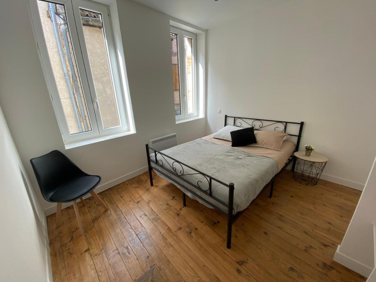 Logement Tout Equipe Layrac Exteriér fotografie